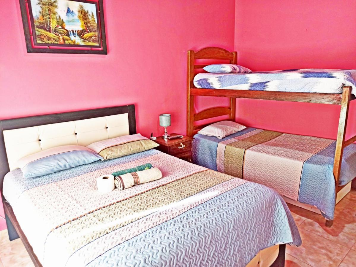 Bed and Breakfast Residencial Moroni - Alojamiento En Cochabamba Exterior foto
